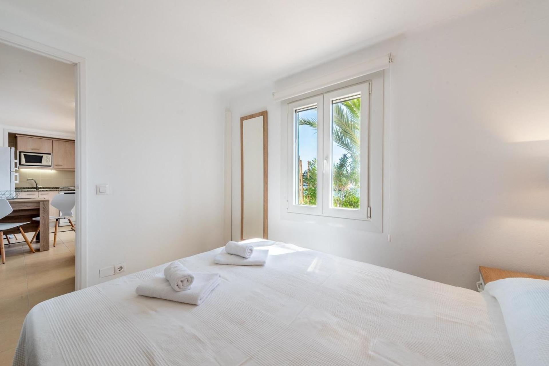 Fuer 3 Personen Ca 55 Qm In Portopetro, Mallorca Suedostkueste Von Mallorca Apartment *